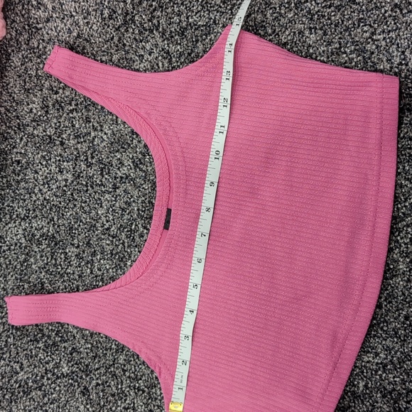 Bright Pink Sleeveless Top & Short Set - Picture 6 of 9